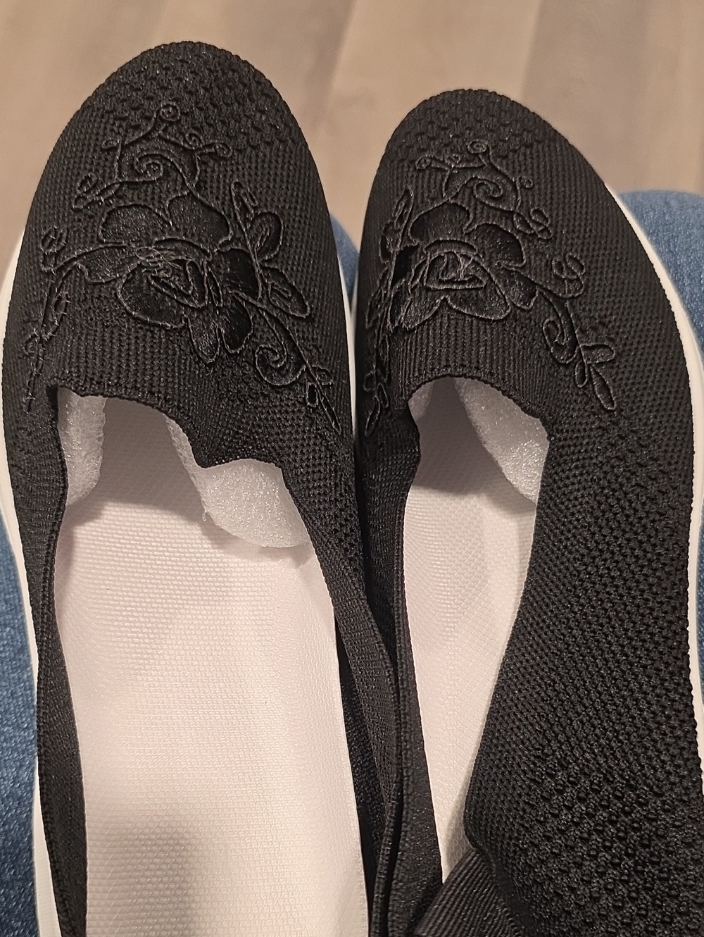 Source Unknown Black Embroidered Slip-On Knit Flats